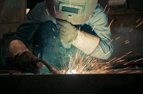 人工焊接 人工焊接