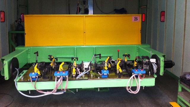 水平三軸變位機工作站-4