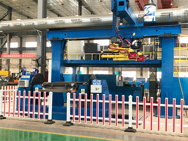 大型龍門雙機器人吊裝軌道工作站案例！